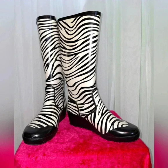 Michael Kors  wedge rain boots - Picture 2 of 7